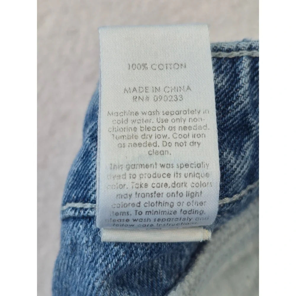 PacSun Mom Jean Shorts Jorts Women's 24 High Rise V-Yoke Cuffed Denim